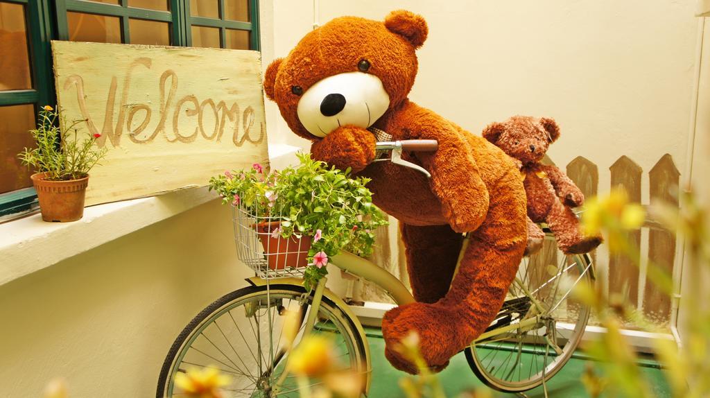 The Big Bear Home Malacca Exterior photo